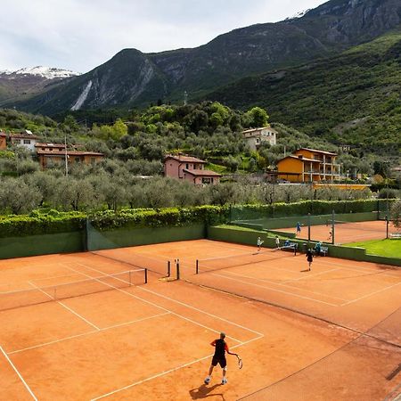 Club Hotel Olivi - Tennis Center 말세진느 외부 사진