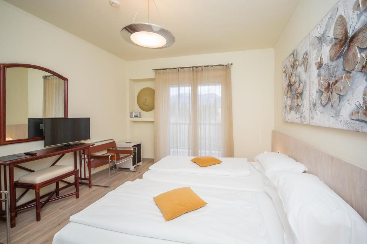 Club Hotel Olivi - Tennis Center 말세진느 외부 사진