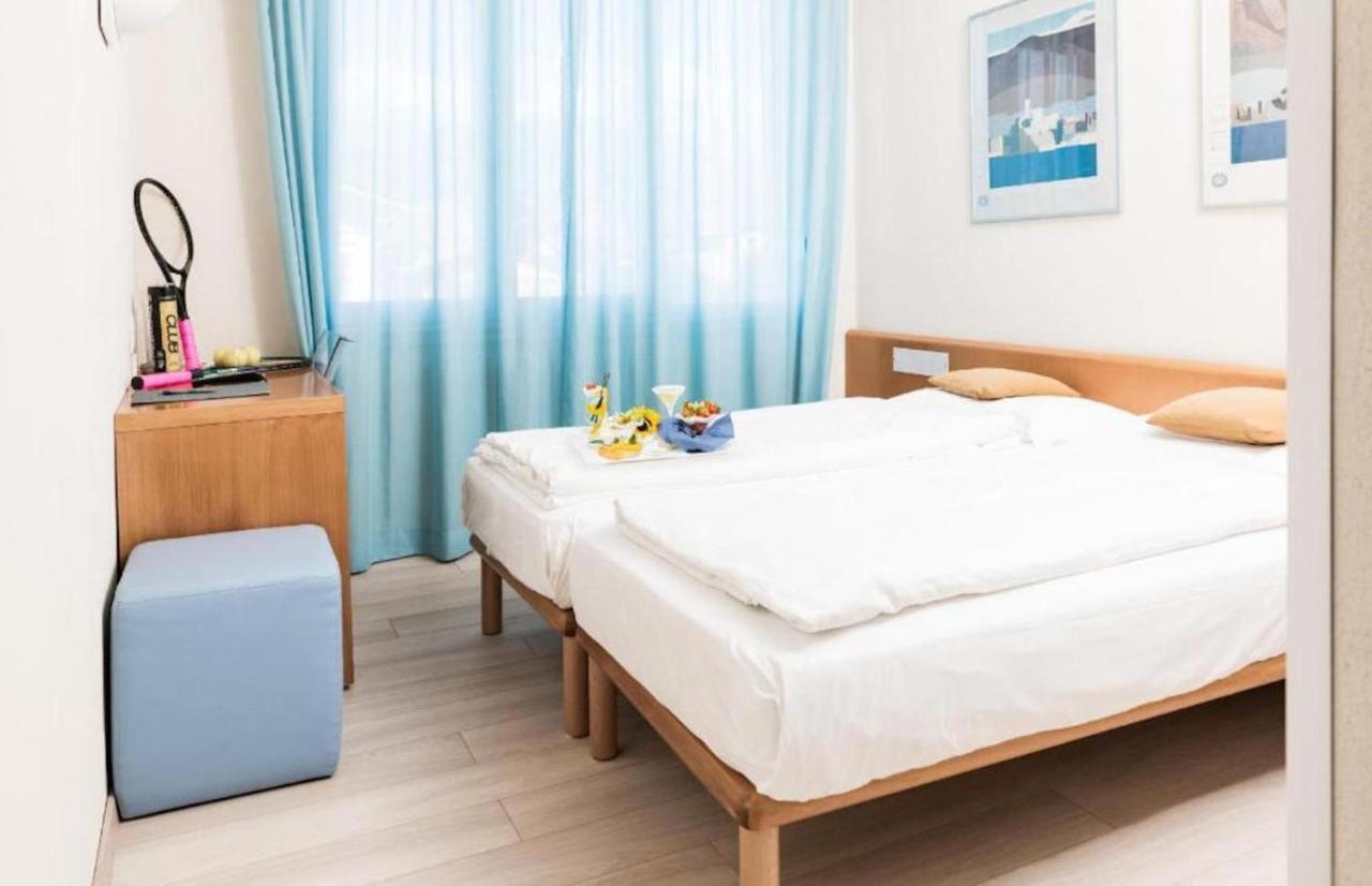 Club Hotel Olivi - Tennis Center 말세진느 외부 사진