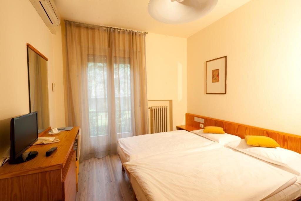 Club Hotel Olivi - Tennis Center 말세진느 외부 사진